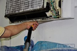 aircon-servicing-chemical-wash